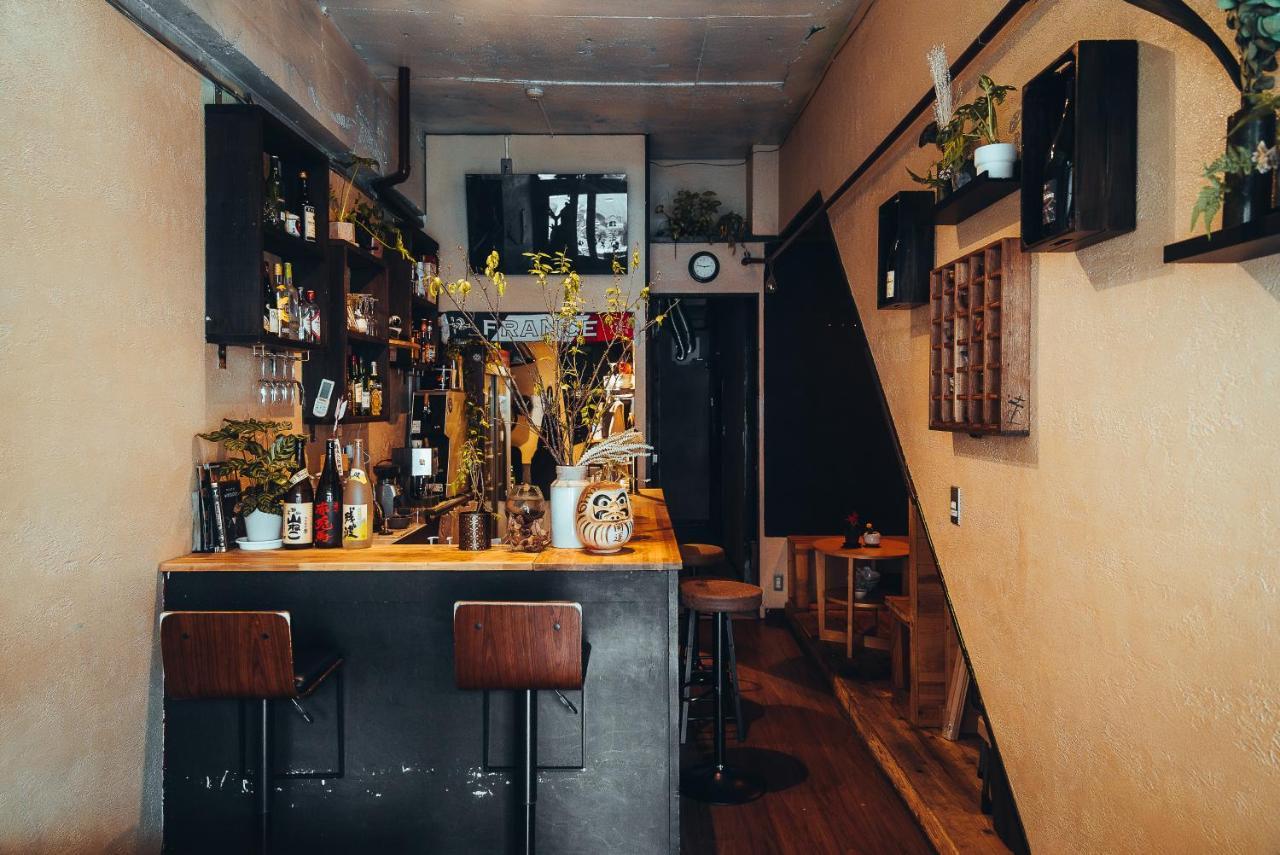 Backstage Party Hostel & Bar Osaka Buitenkant foto